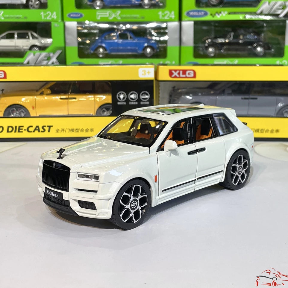 1:20 Rolls-Royce Cullinan Alloy Car Model Simulation Toy Sound And Ligh