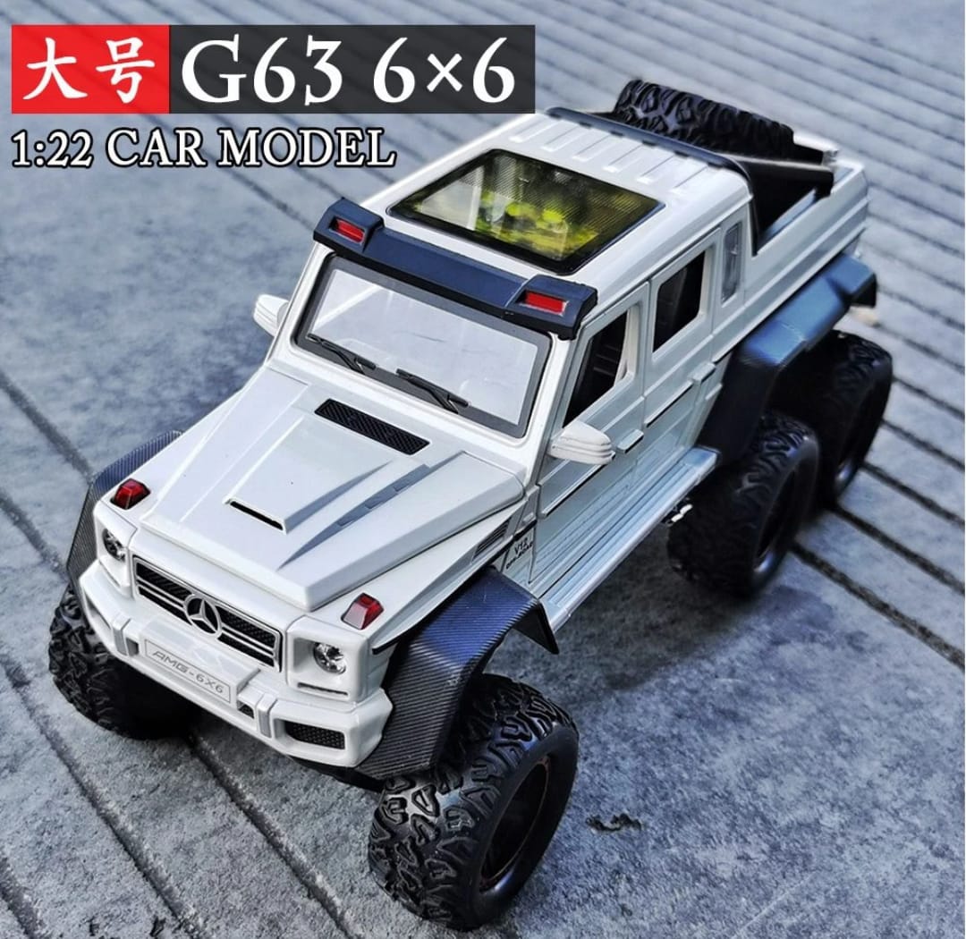 Mercedes-Benz AMG G63 6X6 Die-Cast Model Car 1/22 Scale
