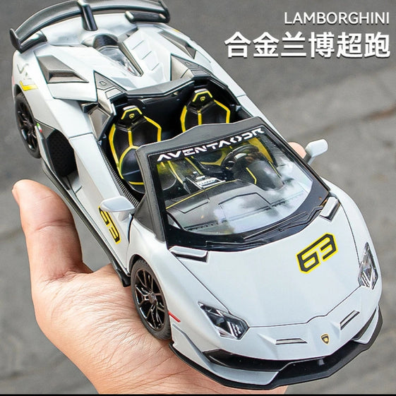 Lamborghini Aventador SVJ-63 Diecast Model Car (1/24 scale)