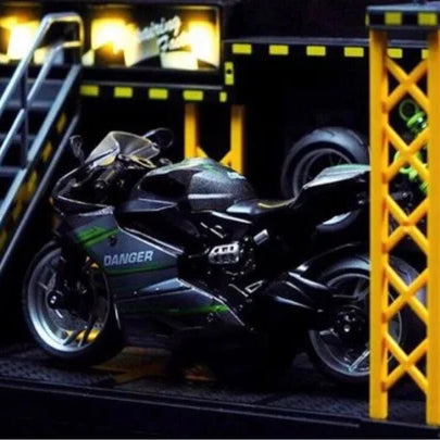 1:14 Diecast Bike Model With Parking Lot