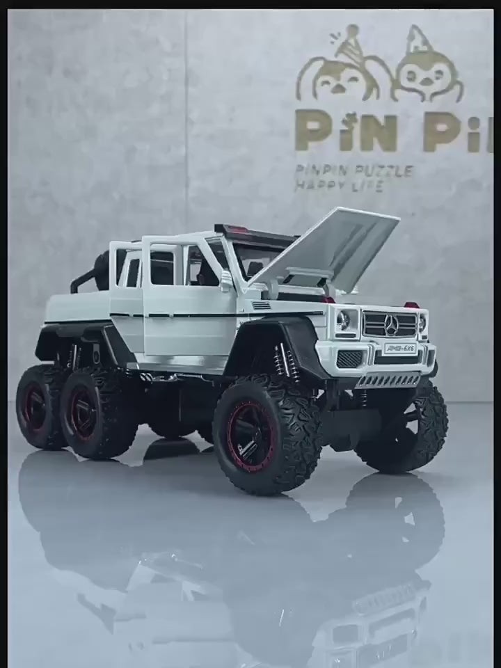 1:24 Mercedes Benz AMG G63 6x6 Large Off-road Vehicle SUV Alloy Model Car Diecast Simulation Sound Light Toys Car