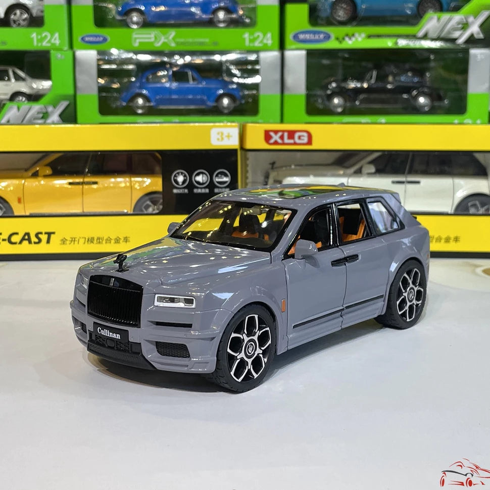 1:20 Rolls-Royce Cullinan Alloy Car Model Simulation Toy Sound And Ligh