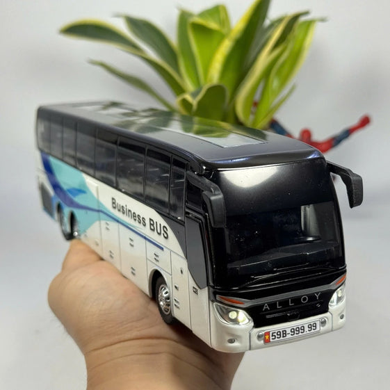 1:30 business long distance single decker Bus alloy diecast model light and sound pull back
