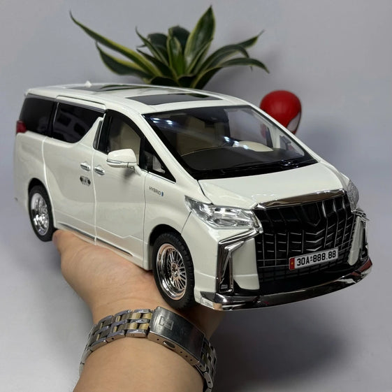 1:18 scale Diecast Toyota Alphard model Alloy car with automatic sliding rear door