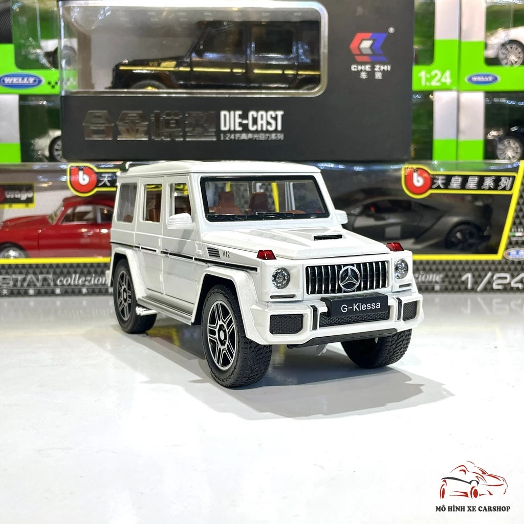1:24 AMG mercedes benz G63 Diecast model alloy car light and sound all doors Openable