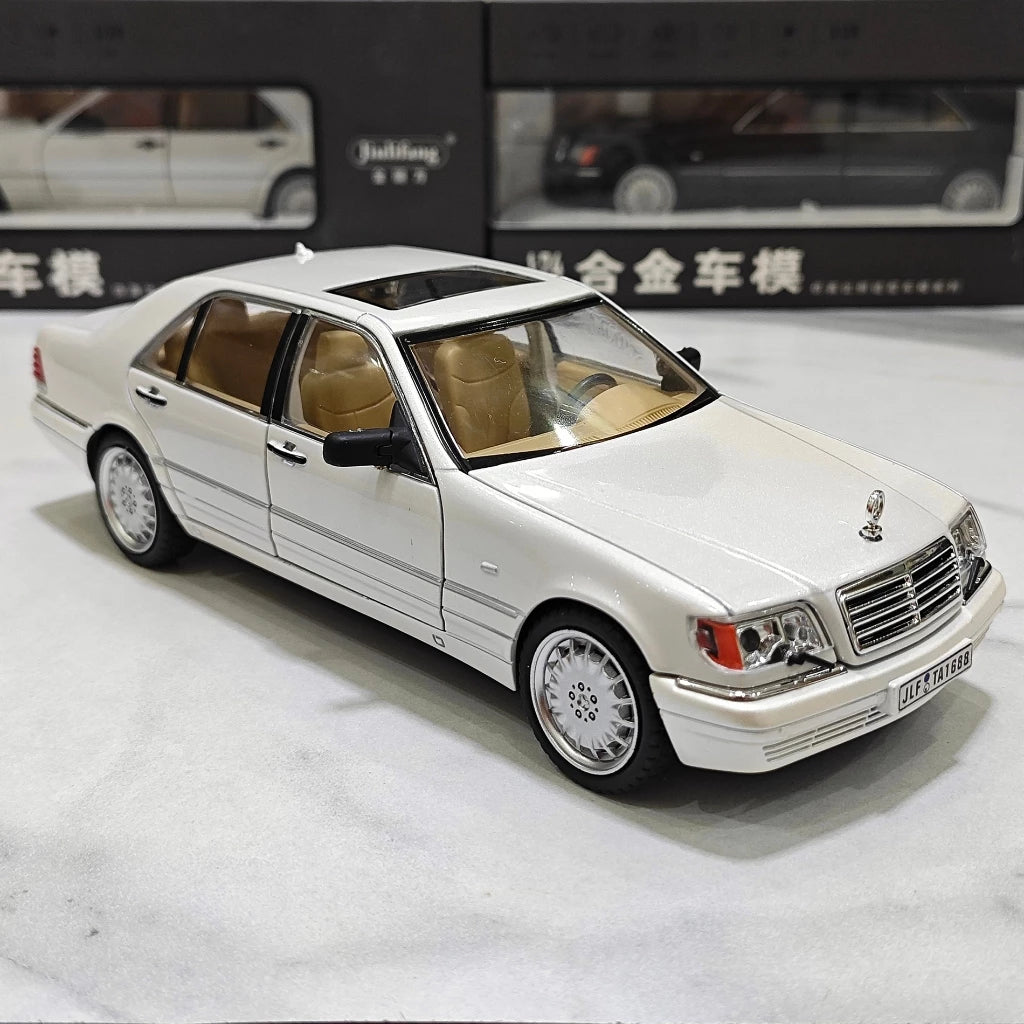 Diecast 1/24 Benzs Vintage W140 320SEL Alloy Car Model Simulation Toy Vehicle Sound Light