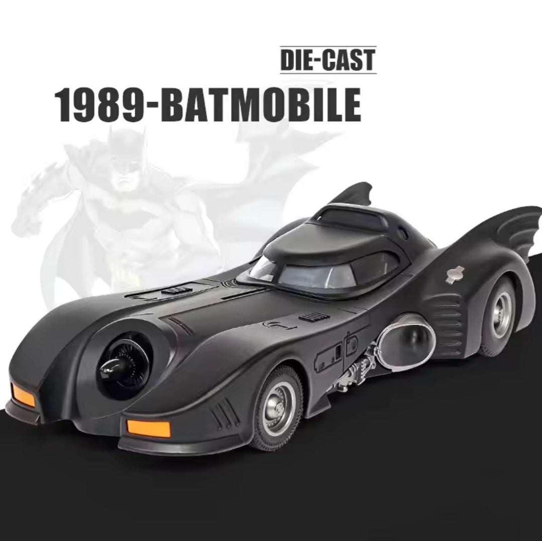 1:18 1989 Batmobile Classic Emotional Chariot Series Alloy Diecast Metal Model Car Sound And Light