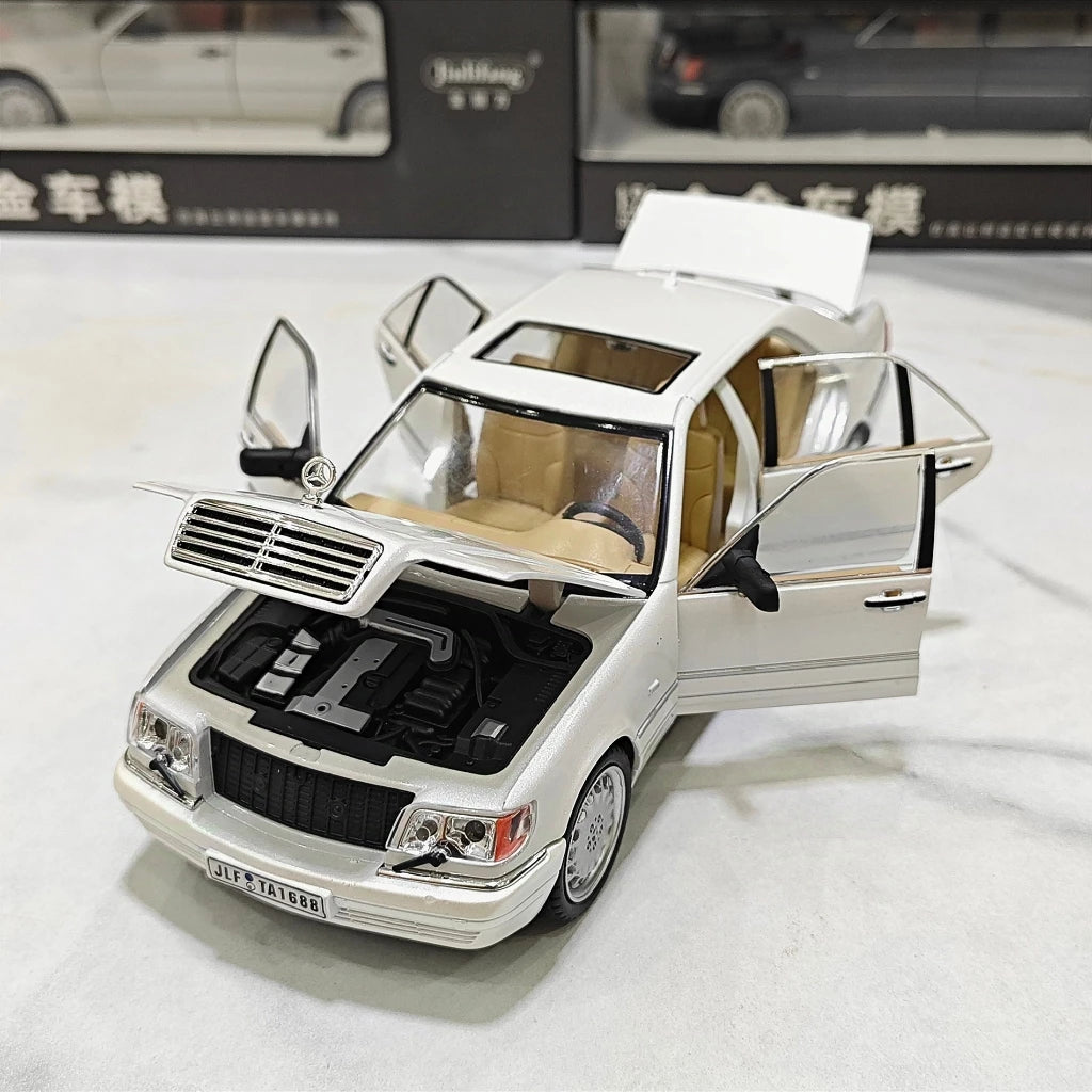 Diecast 1/24 Benzs Vintage W140 320SEL Alloy Car Model Simulation Toy Vehicle Sound Light