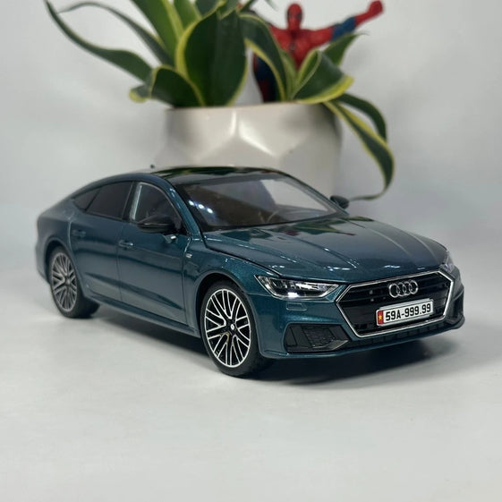 1:24 audi A7 diecast alloy model car light and sound