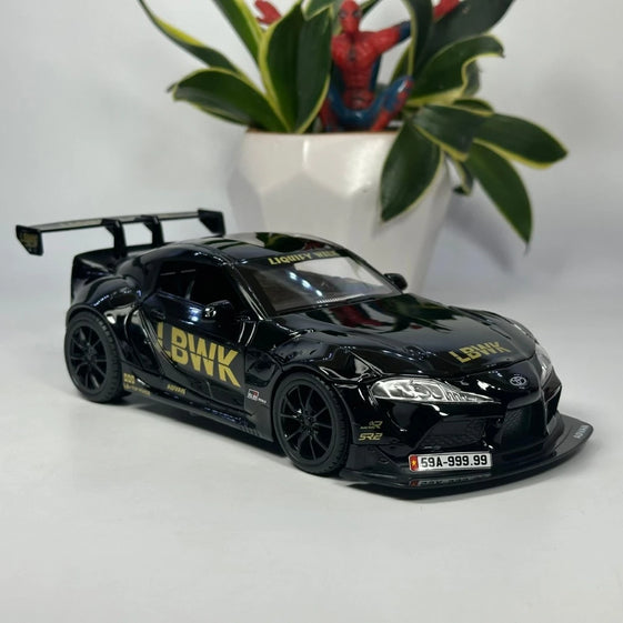 1:24 scale Diecast Toyota Supra metal model car