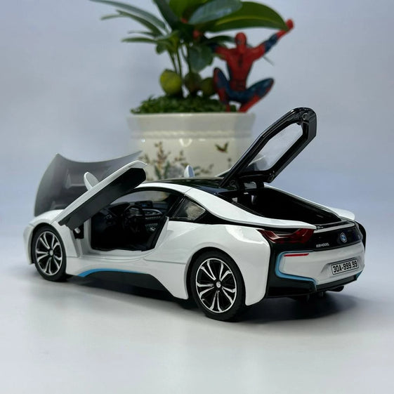 1:24 BMW I8 diecast alloy model car light and sound door Openable