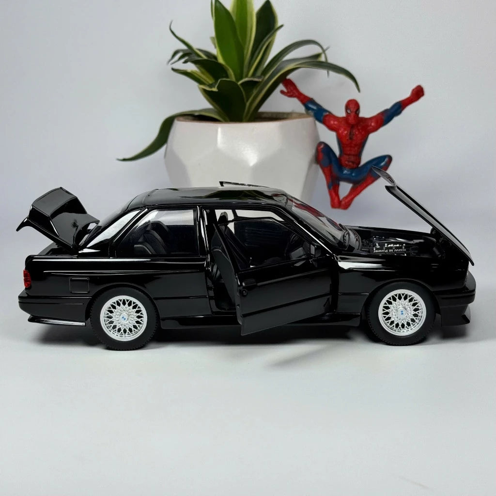 1:24 BMW M3 Diecast alloy model car light sound door Openable