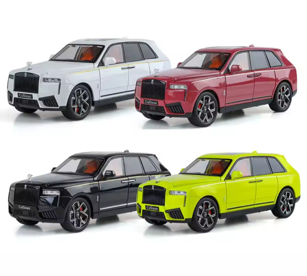 1:24 Rolls Royce Cullinan alloy fashionable sedan model car ornament steering shock