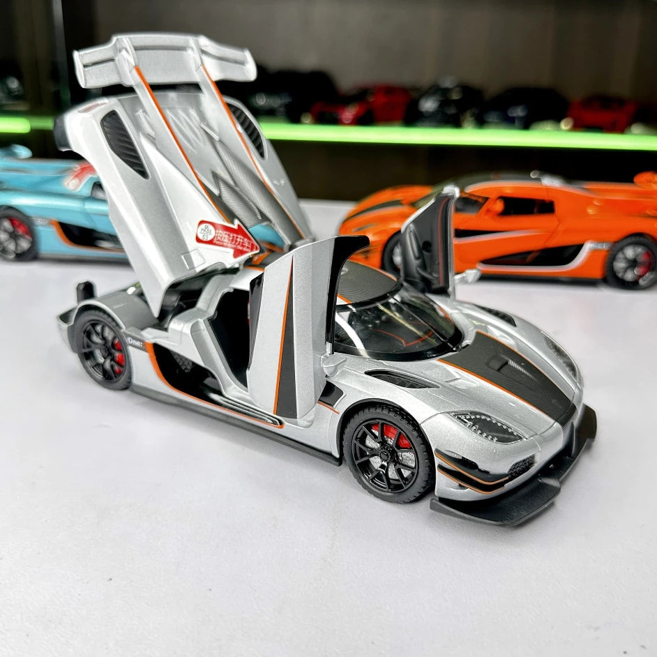 1:24 scale Koenigsegg One:1 supercar model with lights and sound, Newao brand,