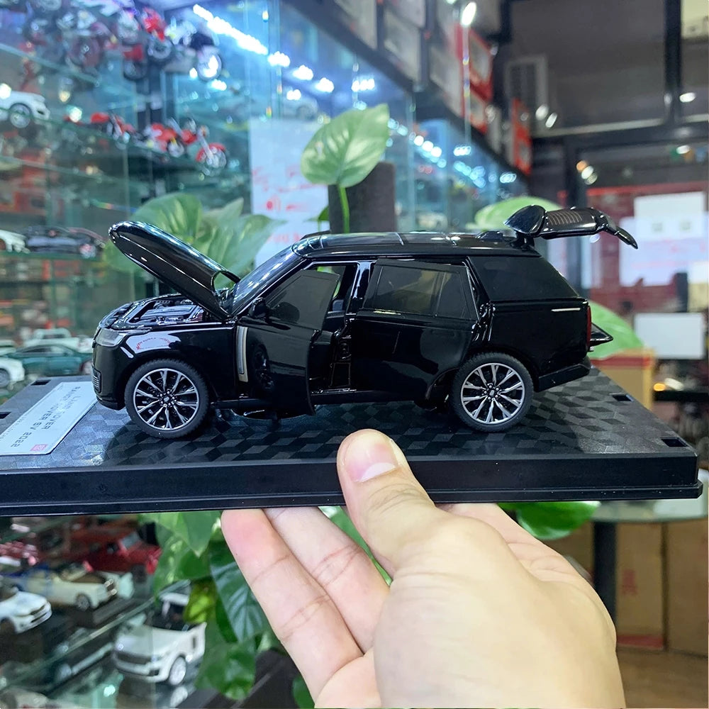1:32 Land Rover Range Rover 2022 Diecast Alloy car model light & sound with stand