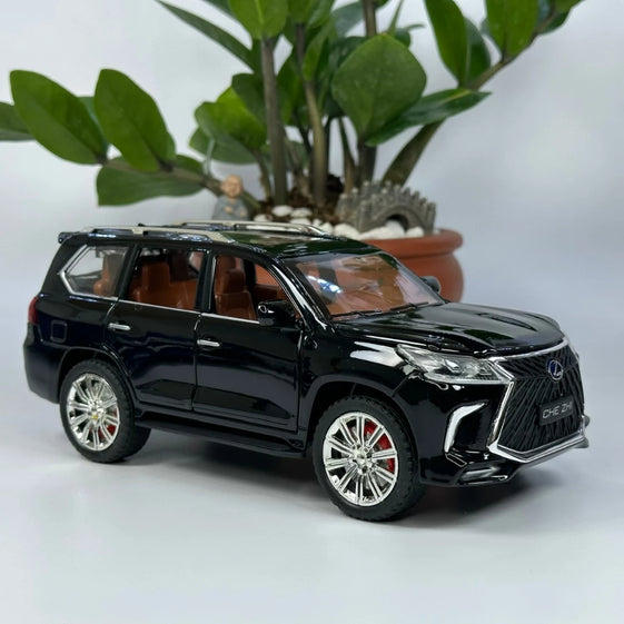 1:24 Diecast Lexus LX570 alloy model car light and sound
