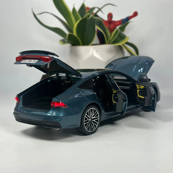 1:24 audi A7 diecast alloy model car light and sound