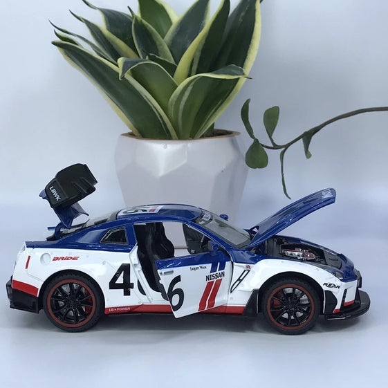 1:18 Pagani Huayra Dinastia Racing Car Model Toy Sound & Light Shock Absorption Metal Diecast Vehicles Collection Boy Toys Gifts