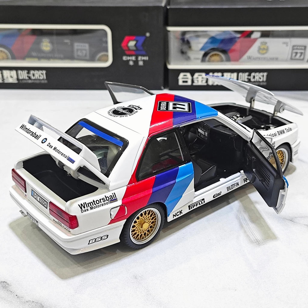 1:24 Alloy Diecast M3 760Li Toys Model Miniature Cars Rubber Tires with Light Sound Wheels Turned Vehicles