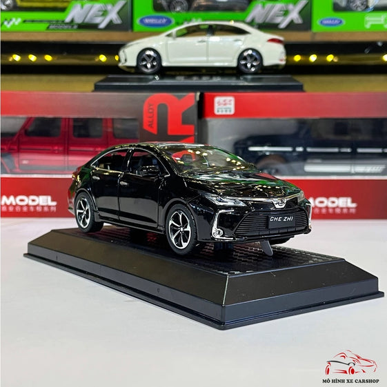 1:32 toyota corolla altis diecast alloy car model light sound