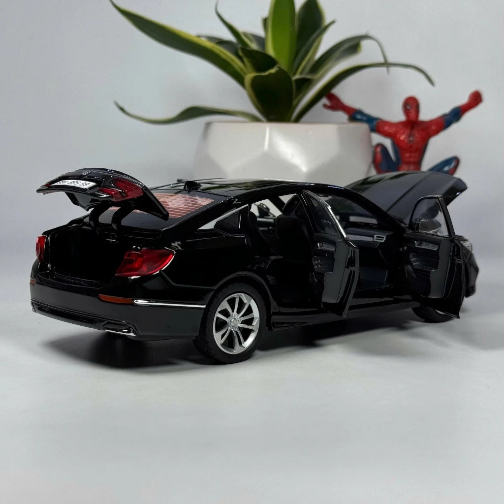 1:24 honda accord diecast alloy model car light and sound