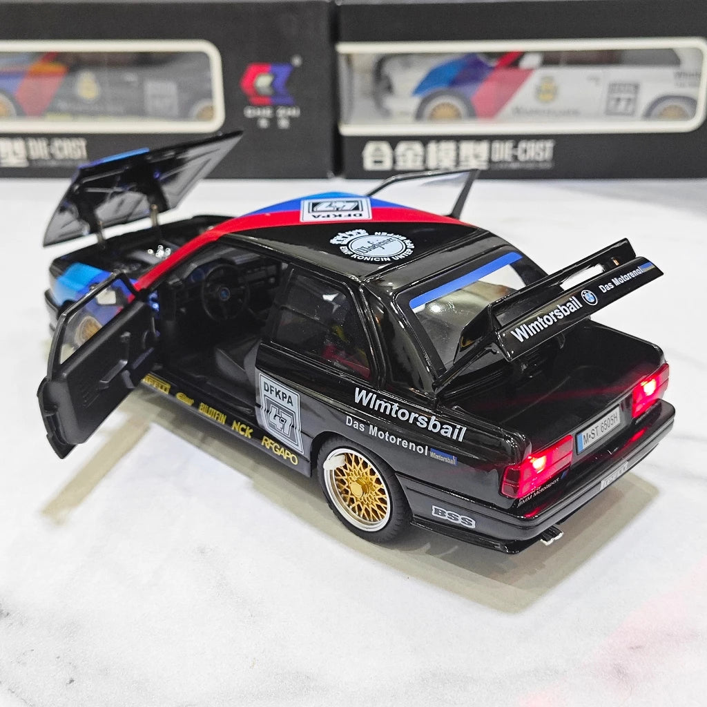 1:24 Alloy Diecast M3 760Li Toys Model Miniature Cars Rubber Tires with Light Sound Wheels Turned Vehicles