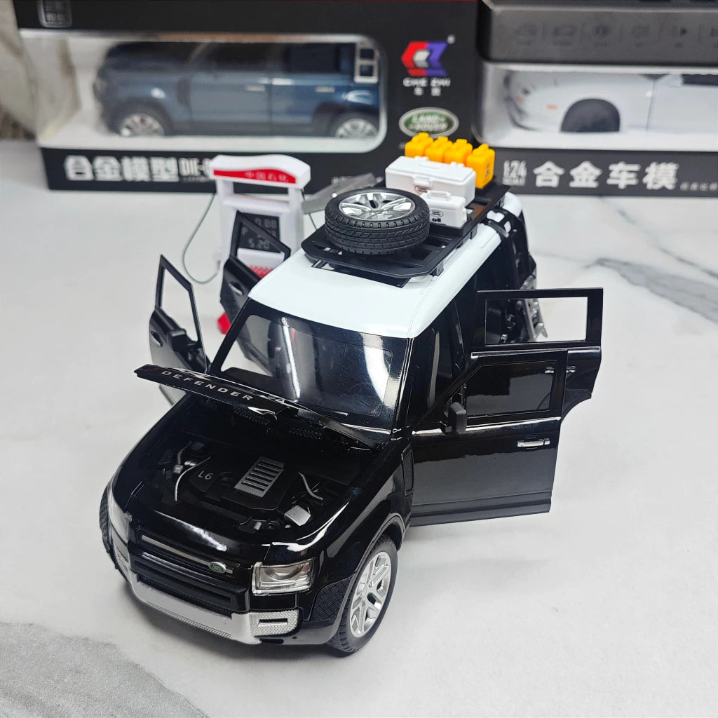 1:24 Land Rover Defender With Tools Alloy Diecasts & Toy Vehicles Toy Car Model Sound and light Collection
