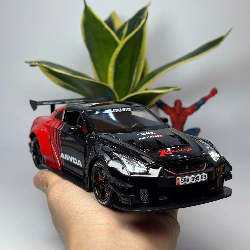1:24 NISSAN GTR R35 DIECAST ALLOY MODEL CAR WITH SMOKE FUNCTIONS LIGHT AND SOUND DOORS OPENABLE