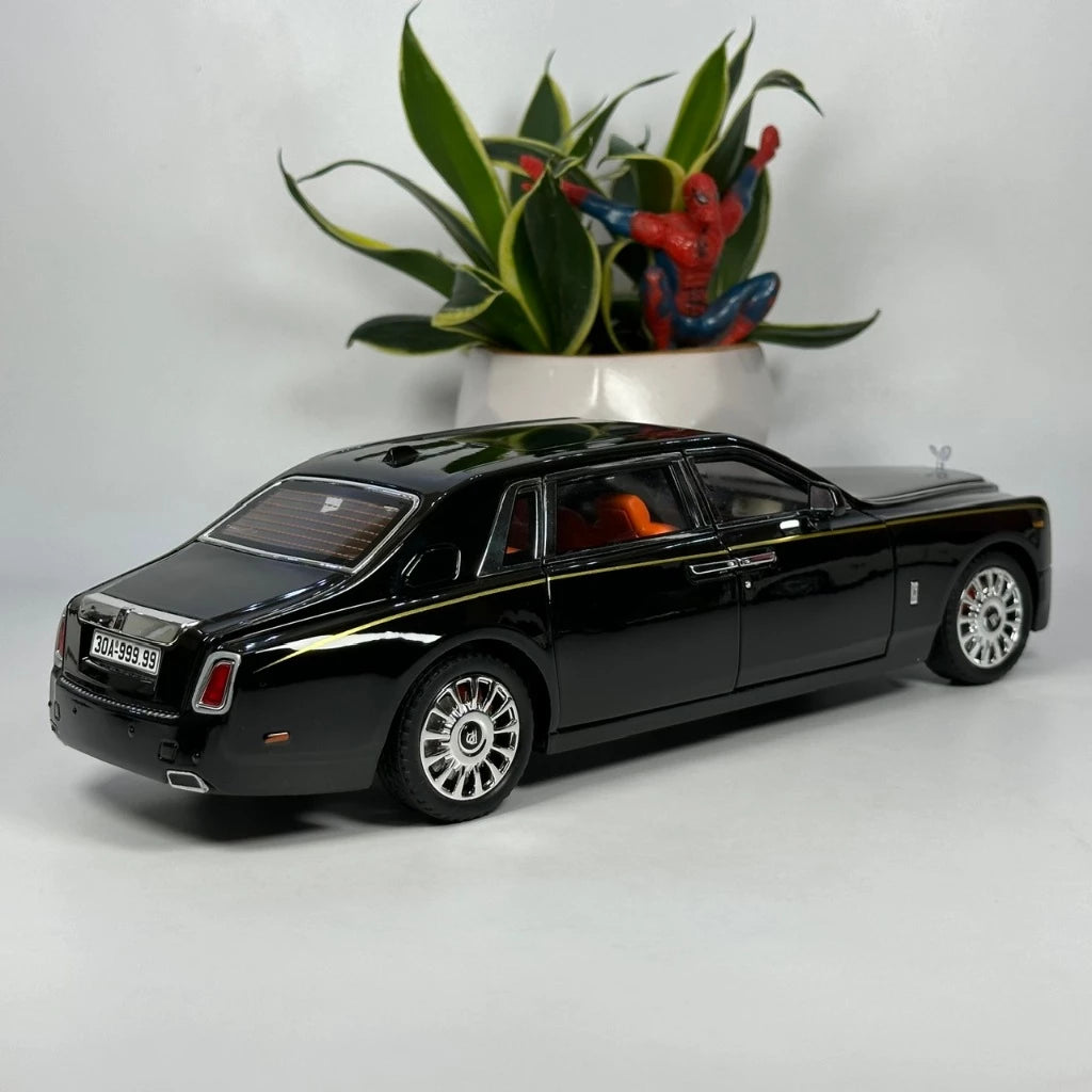 1:18 Rolls Royce Phantom luxury car alloy diecast metal model sound and light pullback car