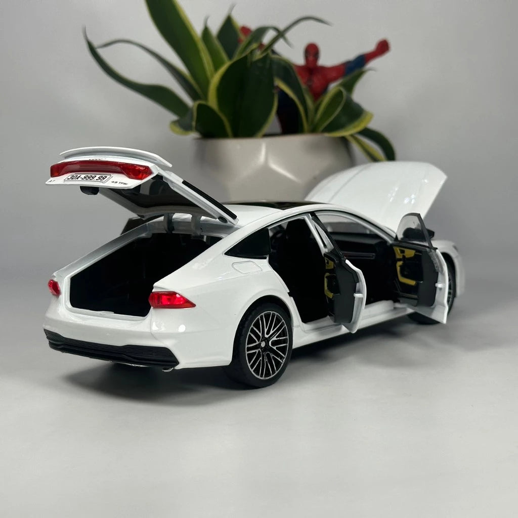 1:24 audi A7 diecast alloy model car light and sound