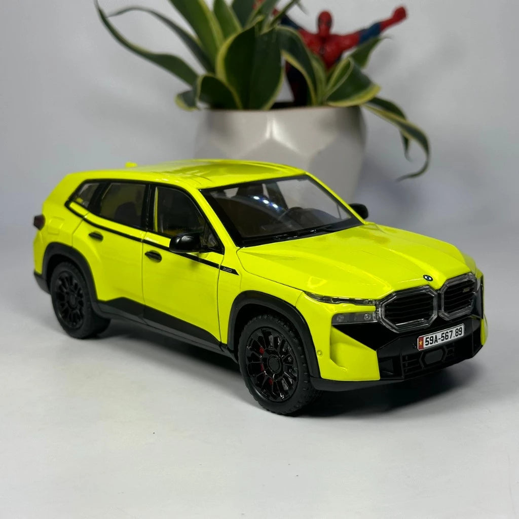 1:24 BMW XM Diecast Alloy model light and sound