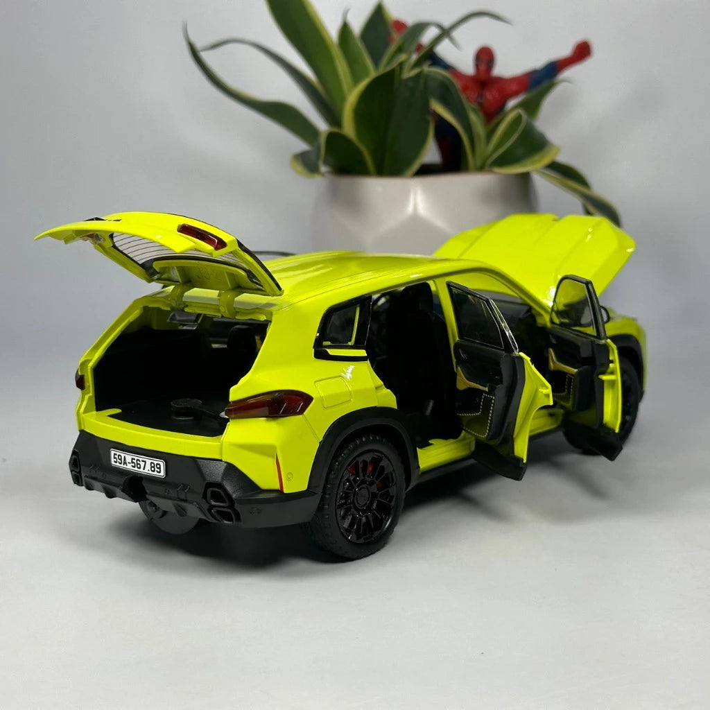 1:24 BMW XM Diecast Alloy model light and sound