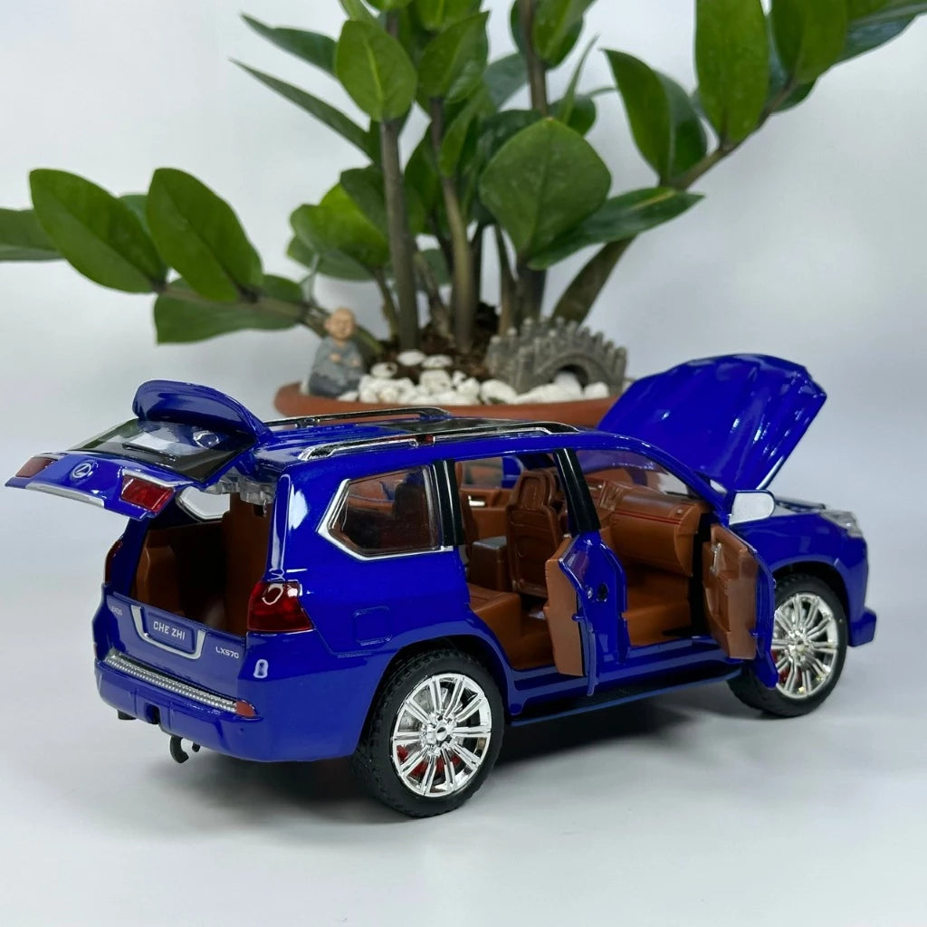 1:24 Diecast Lexus LX570 alloy model car light and sound