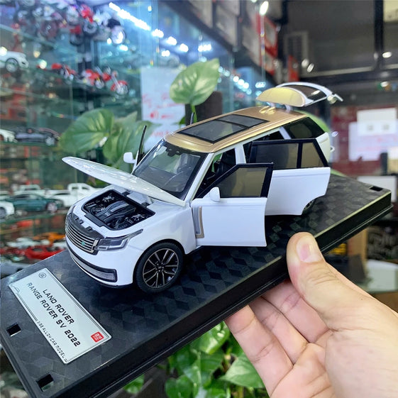 1:32 Land Rover Range Rover 2022 Diecast Alloy car model light & sound with stand