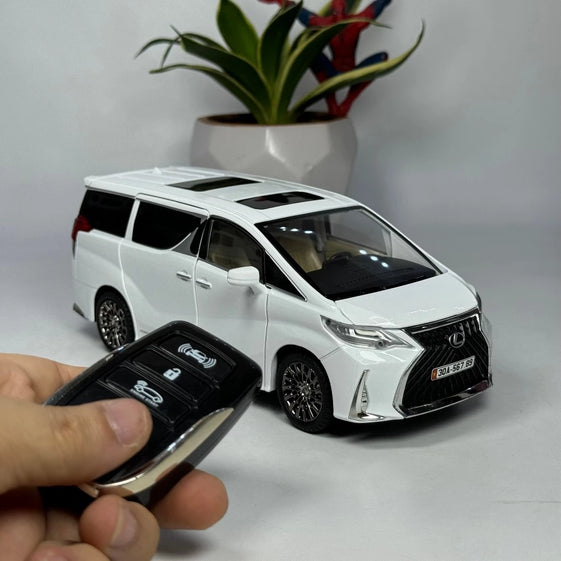 1:24 Lexus LM300 remote key MPV Alloy Car Model Diecast sound light