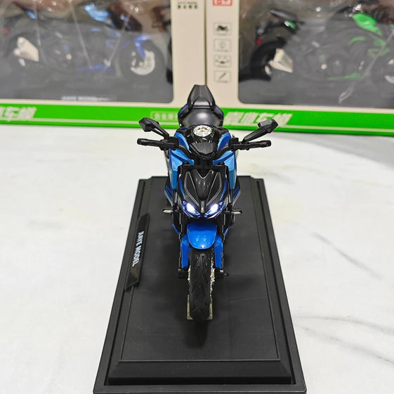 Kawasaki Z1000 model 1:12 scale large displacement model car with base and lights and sound