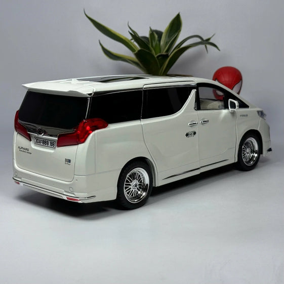 1:18 scale Diecast Toyota Alphard model Alloy car with automatic sliding rear door