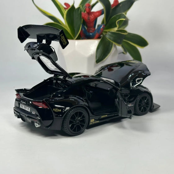 1:24 scale Diecast Toyota Supra metal model car