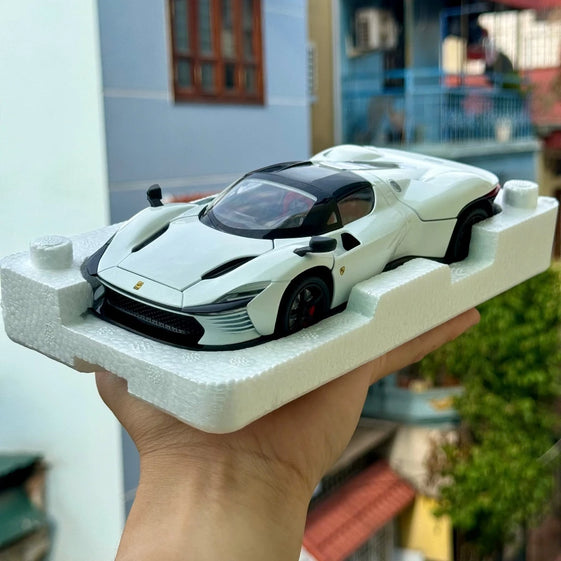 1:22 Ferrari Daytona SP3 Double Horses model with lights and sound, full glass