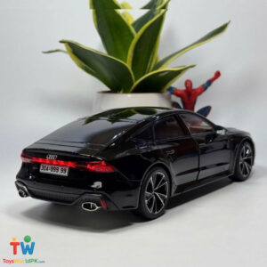 1:18 Audi RS7 Diecast Model Car