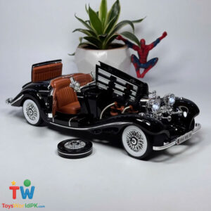 1:18 Scale Vintage Diecast Alloy Car
