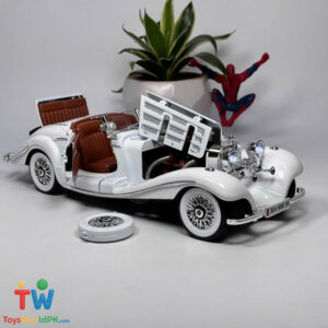 1:18 Scale Vintage Diecast Alloy Car