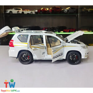 1:18 Toyota Prado Diecast Alloy Model Car