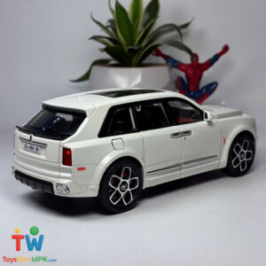 1:20 Scale Rolls Royce Cullinan Diecast Alloy Model Car