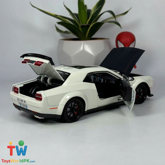 1:24 Dodge Challenger Diecast Alloy Model Car