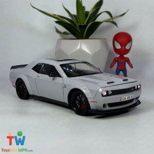 1:24 Dodge Challenger Diecast Alloy Model Car
