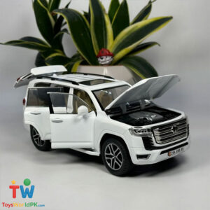 1:24 Toyota Land Cruiser LC300 Diecast Model Car