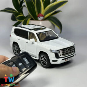 1:24 Toyota Land Cruiser LC300 Diecast Model Car